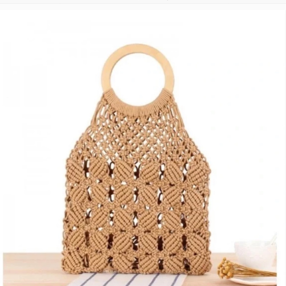 🎉Host Pick🎉 NWT Vintage Daisy Chain Knitted Cord Hand Bag in Beige or White! - Picture 3 of 4